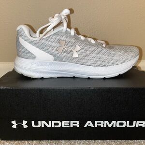 Charged impulse 2 knit size 6 white